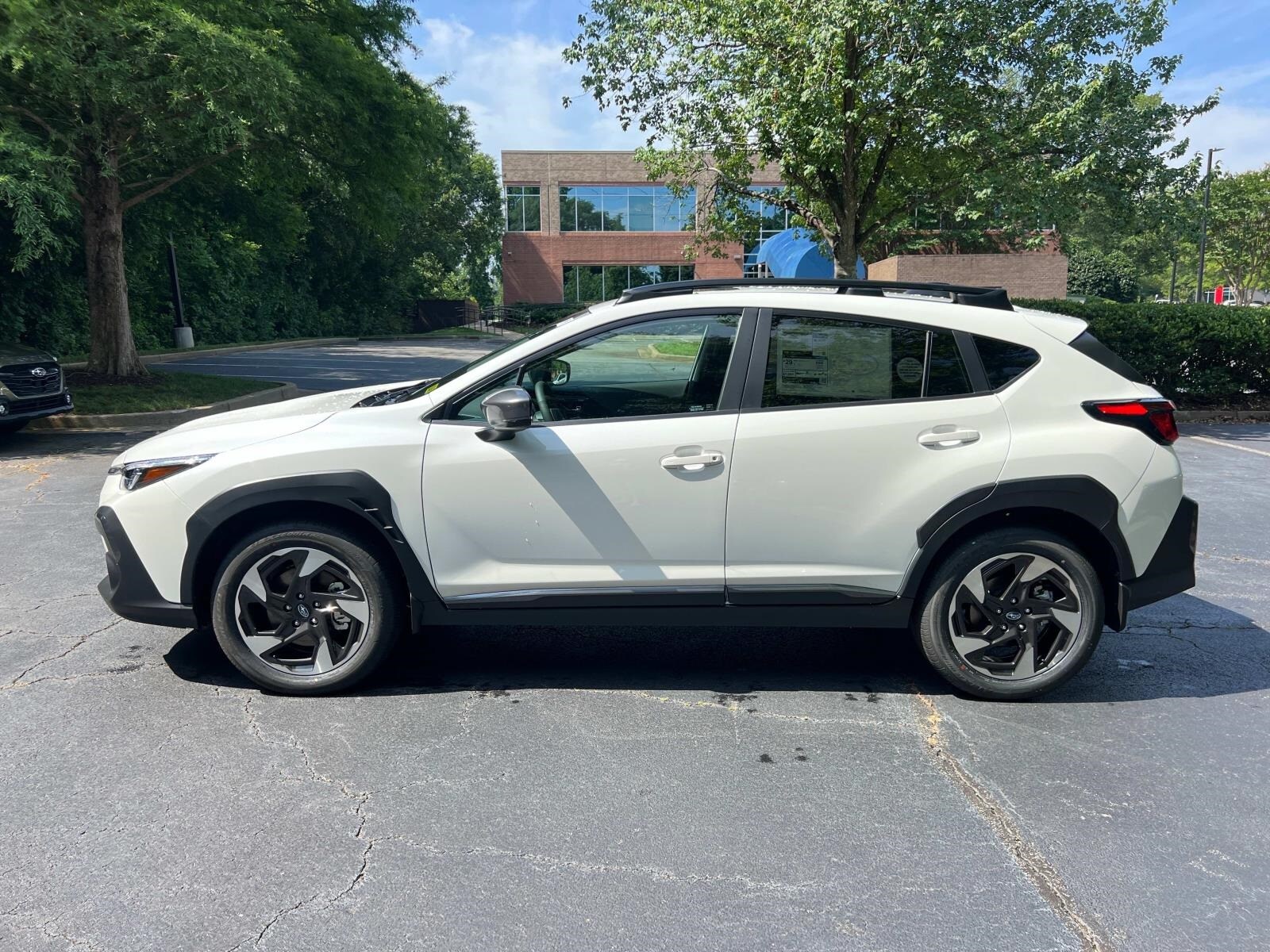 2025 Subaru Crosstrek Limited photo 4