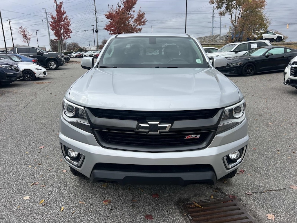 2018 Chevrolet Colorado Z71 photo 2