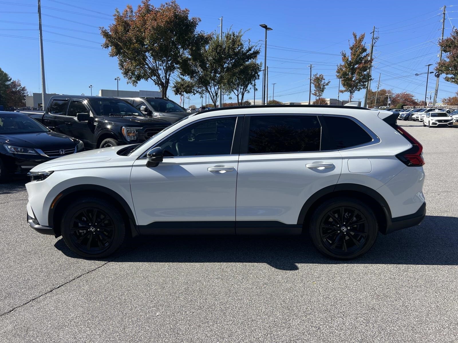 2024 Honda CR-V Hybrid Sport-L photo 4