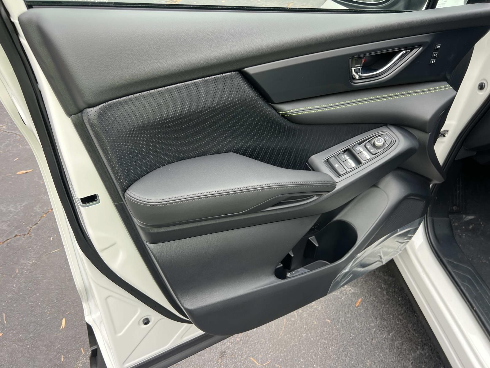 2026 Subaru Ascent Onyx Edition-Touring - Photo 10