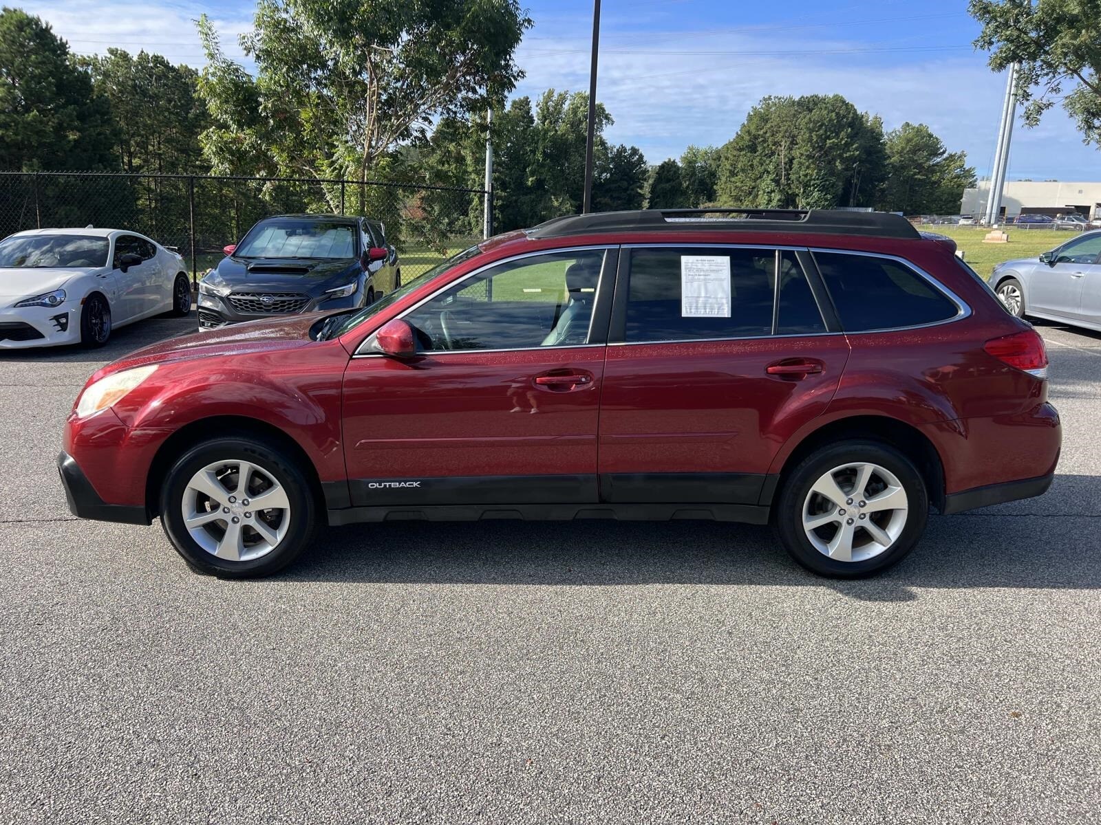 2013 Subaru Outback 2.5i Limited photo 4