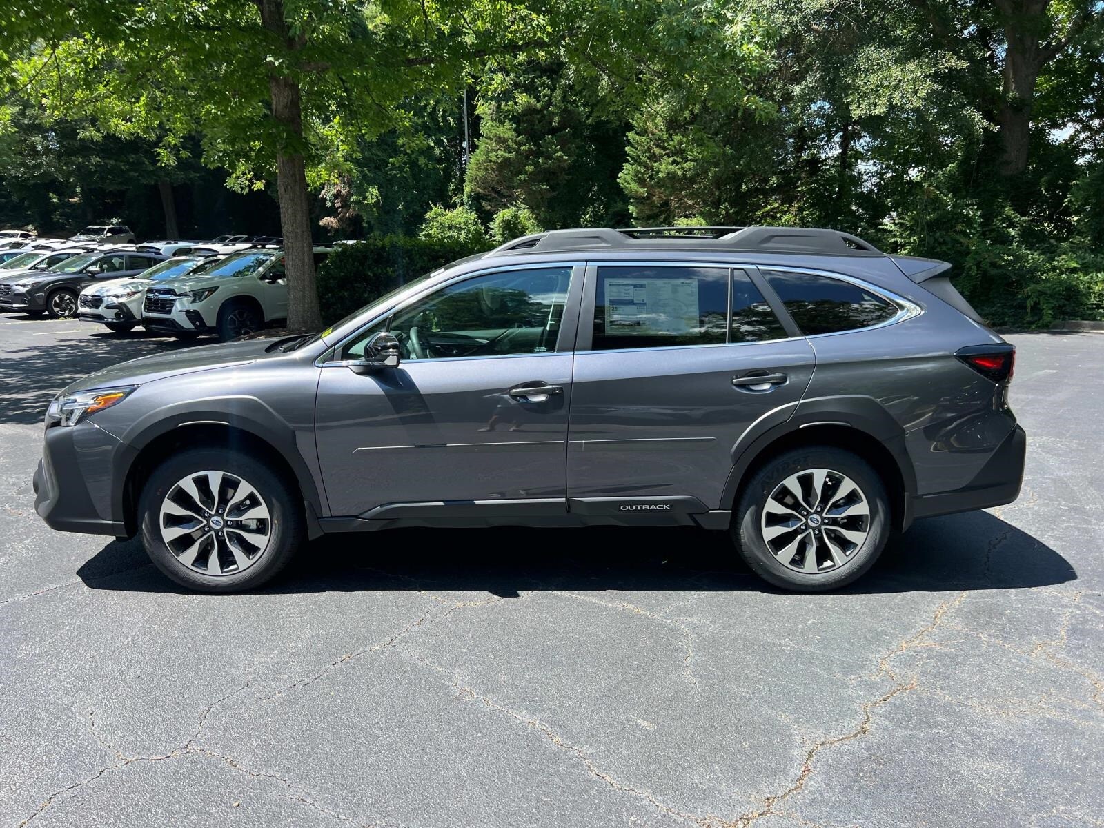 2025 Subaru Outback Limited XT photo 2
