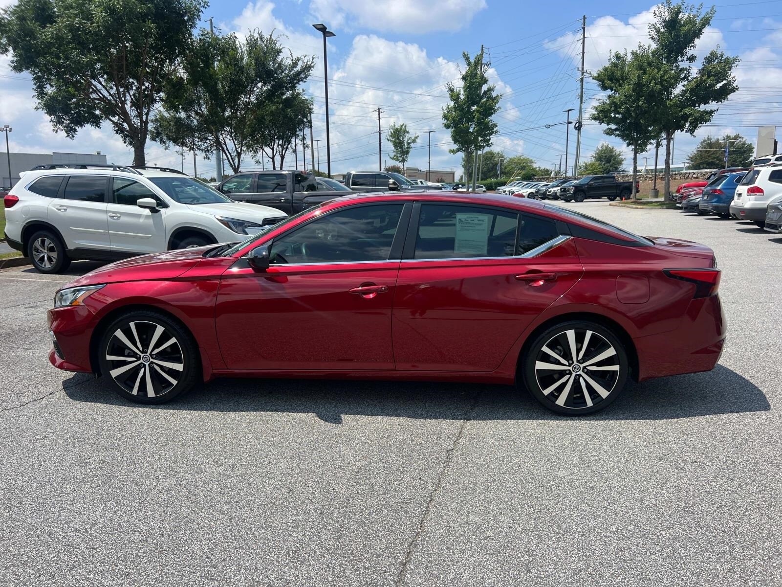 2020 Nissan Altima 2.5 SR photo 4