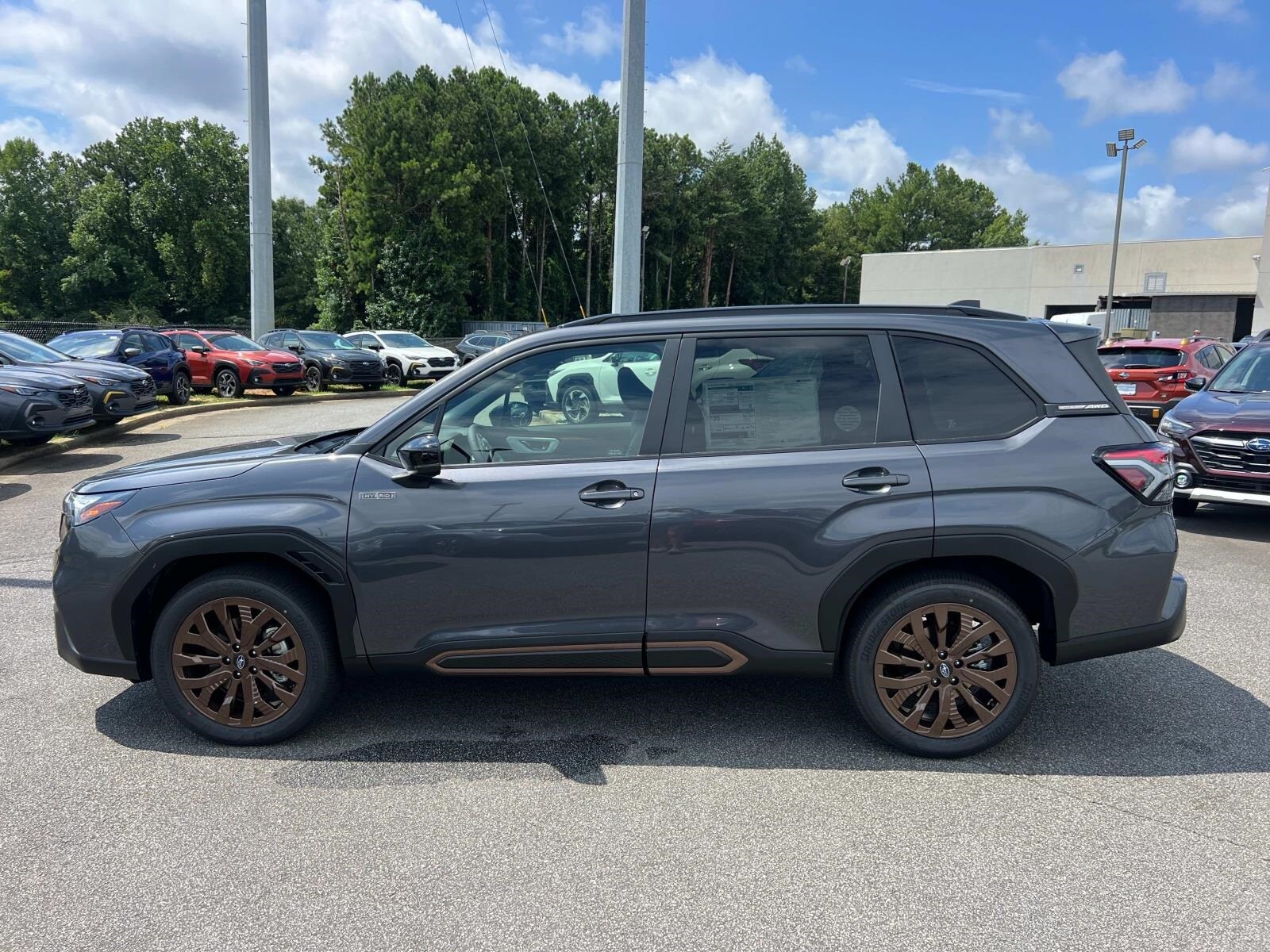 2025 Subaru Forester Sport photo 3