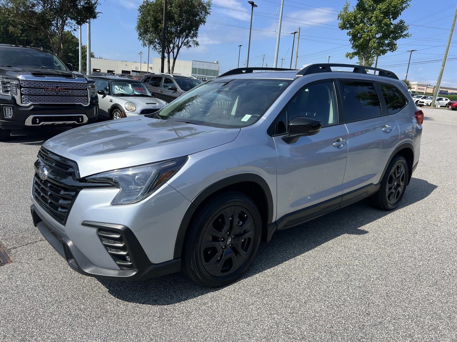 2025 Subaru Ascent Onyx Edition Touring photo 2