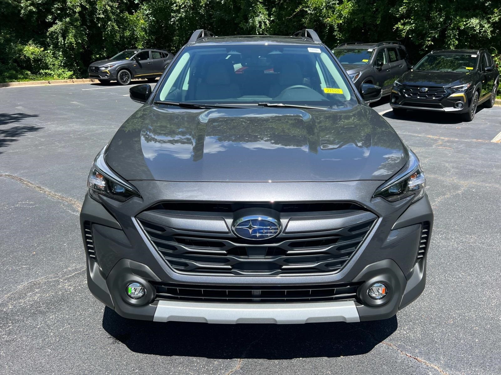 2025 Subaru Outback Limited XT photo 2