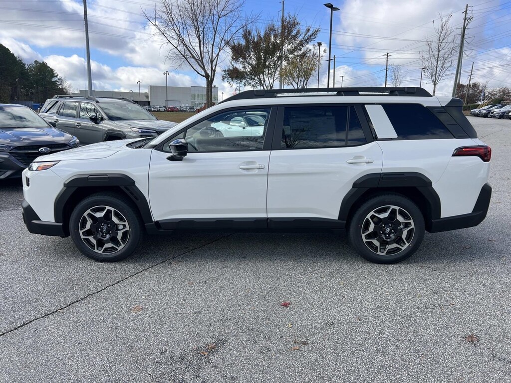 2026 Subaru Outback Touring photo 4