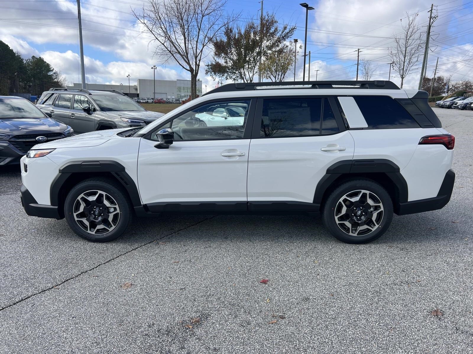 2026 Subaru Outback Touring photo 4