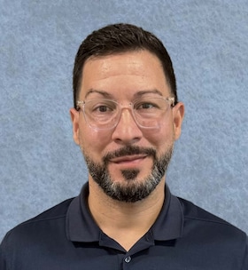 Staff member WIllie Orengo, Service Advisor from 5405761618d5