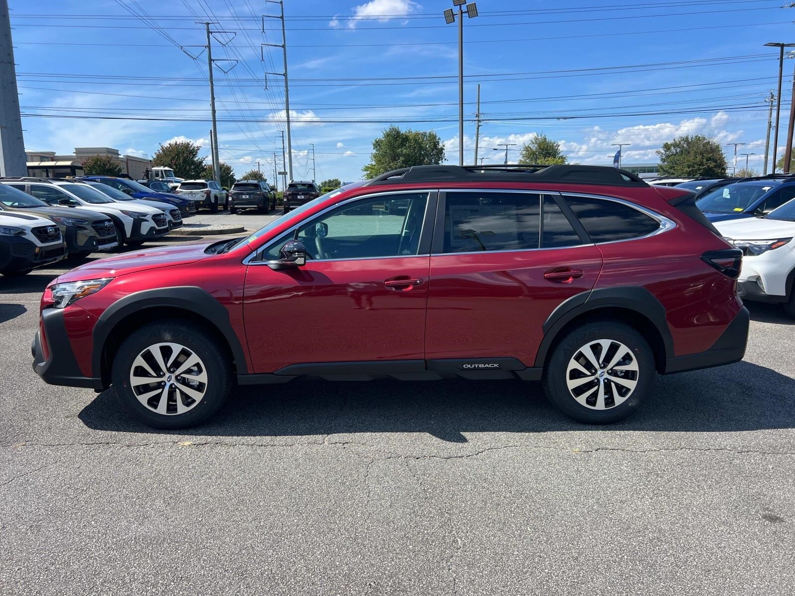 2025 Subaru Outback Premium photo 4