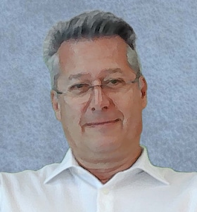 Staff member John Settineri, Sales & Leasing from 5405761618d5