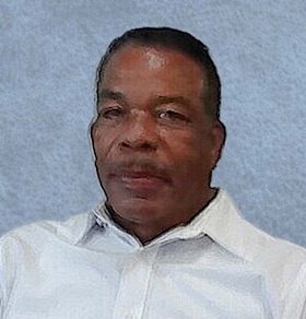 Staff member Cliff Richardson, Sales and Leasing from 5405761618d5