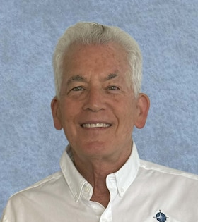 Staff member Ralph Kurland, Sales and Leasing from 5405761618d5