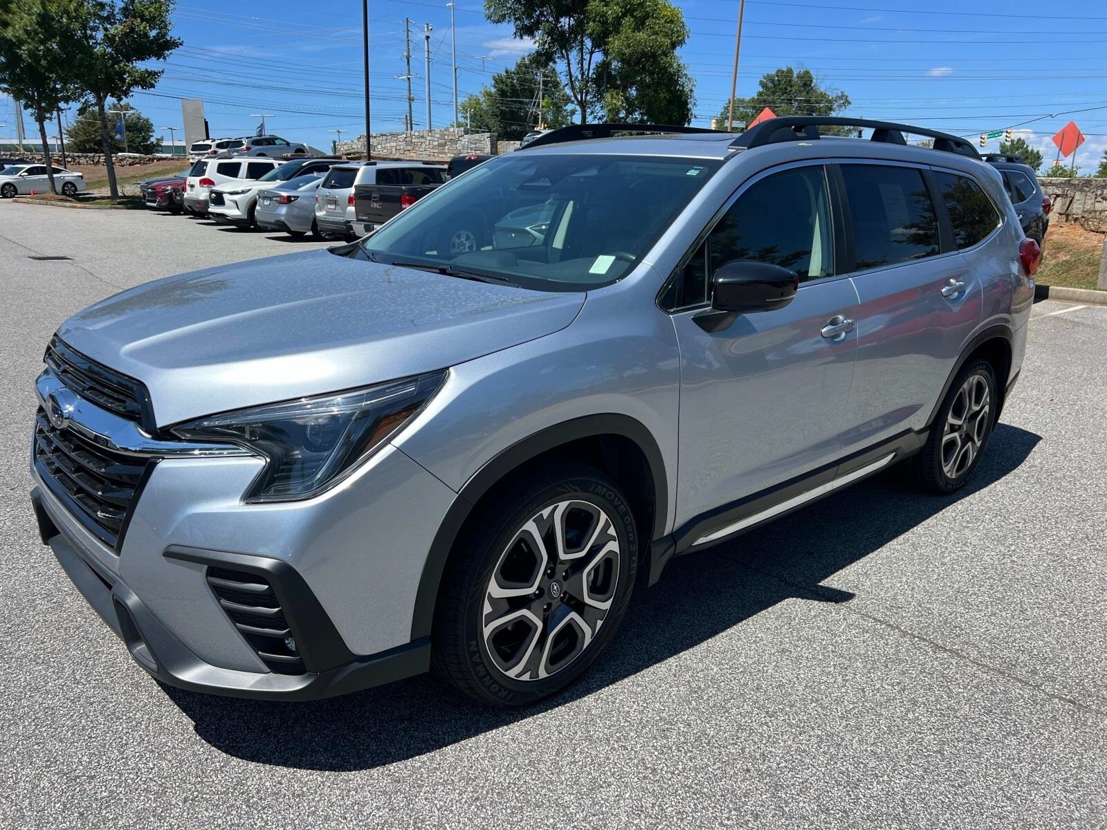 2024 Subaru Ascent Limited photo 2