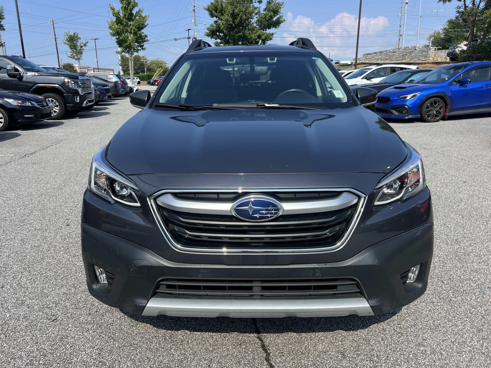 2022 Subaru Outback Limited photo 2