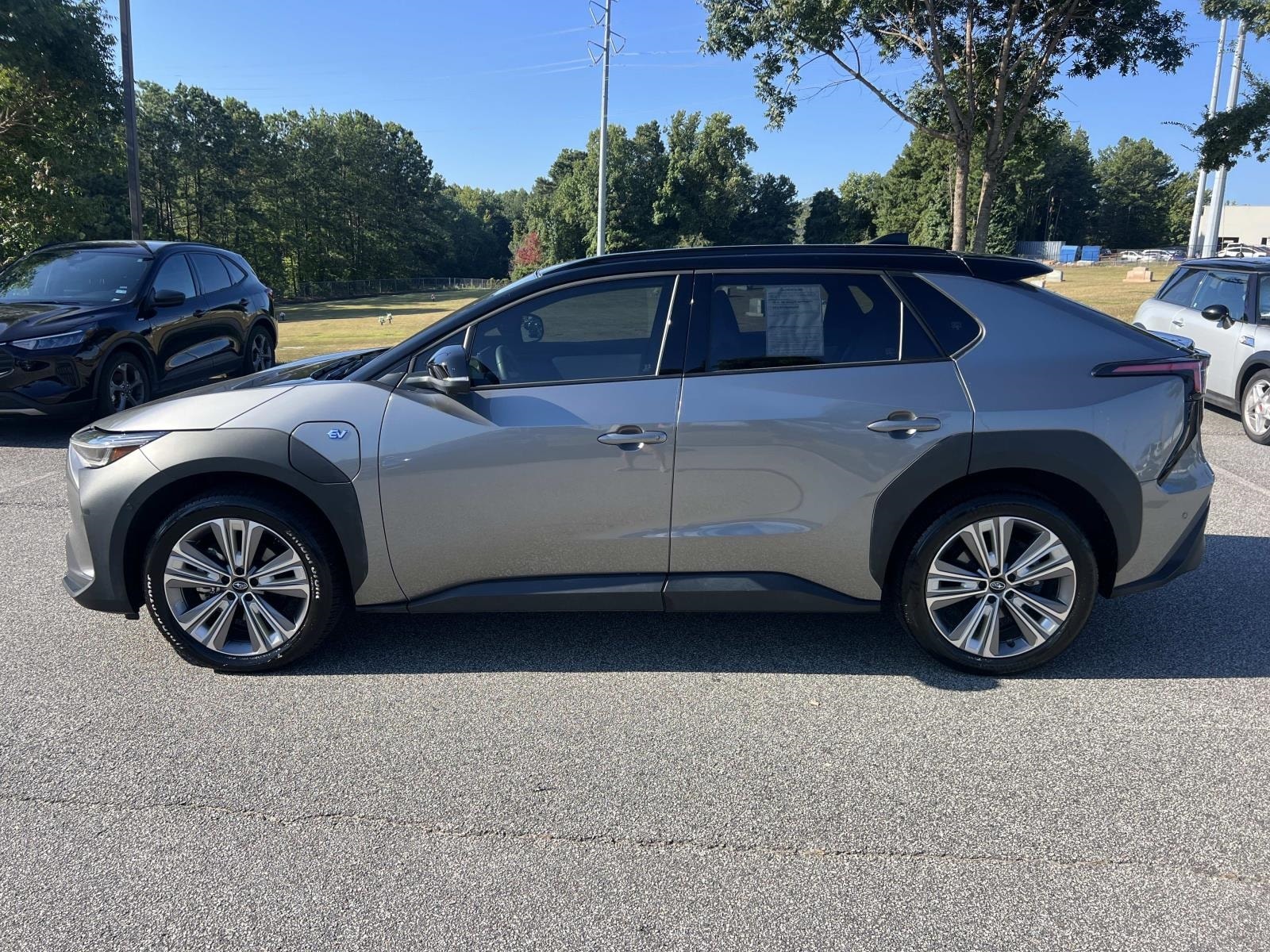 2023 Subaru Solterra Touring photo 4