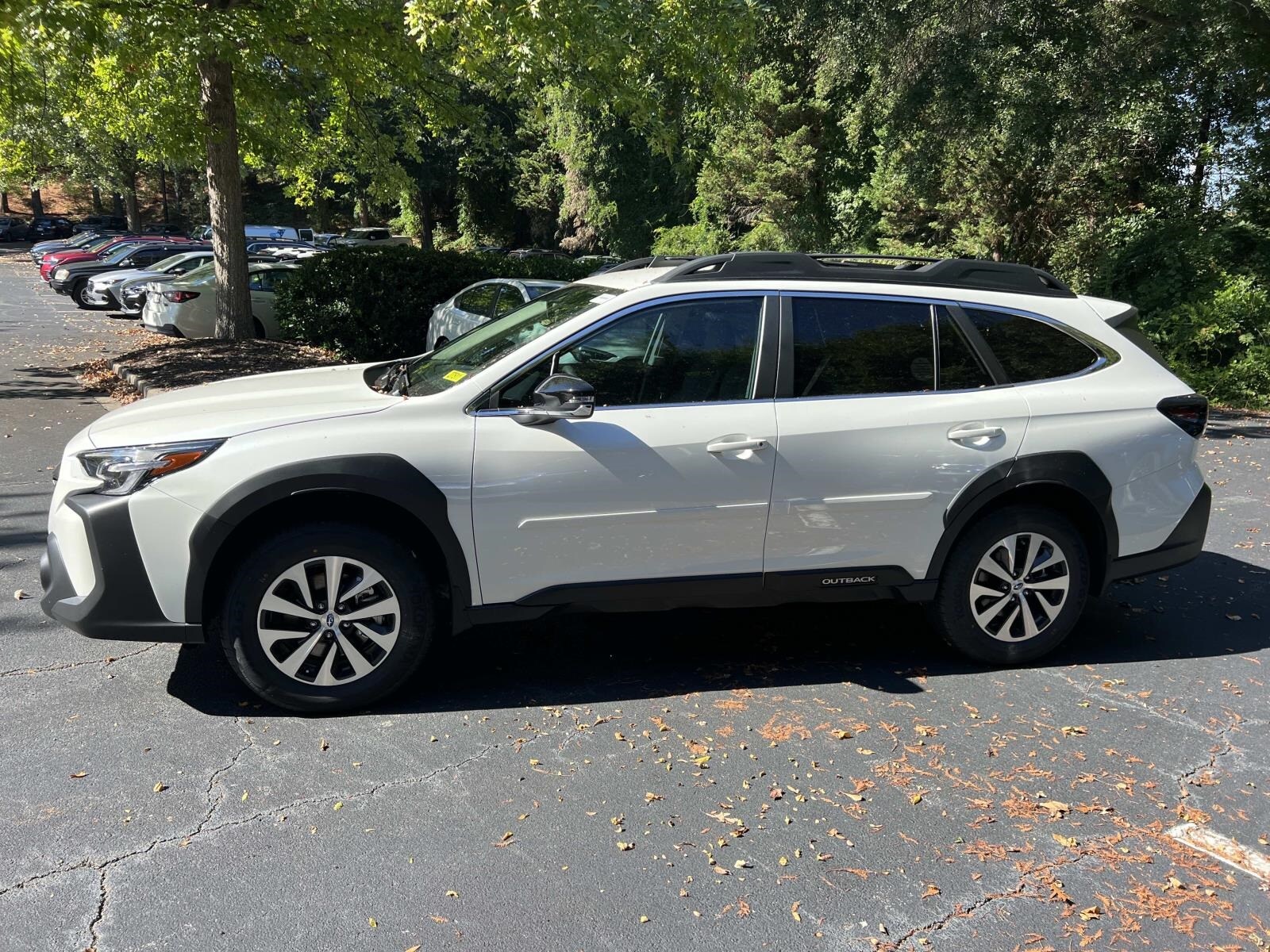 2025 Subaru Outback Premium photo 4