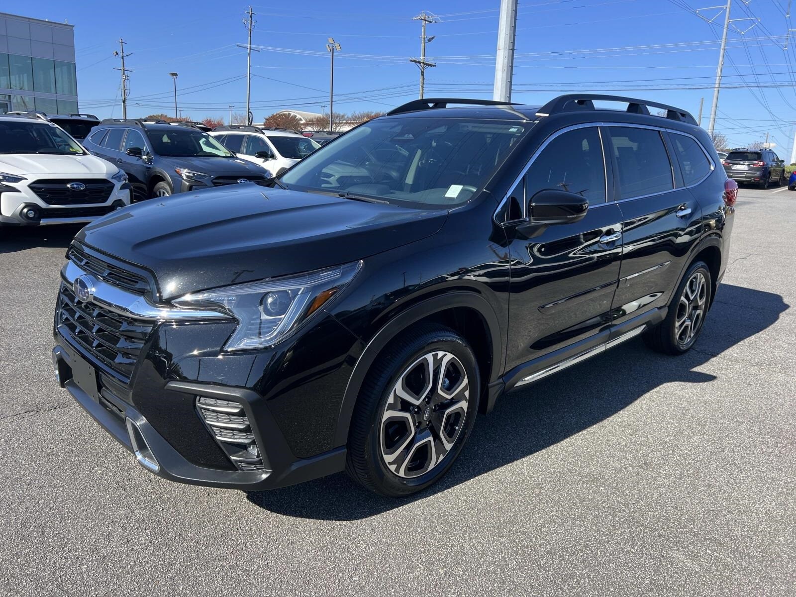 2025 Subaru Ascent Touring photo 2