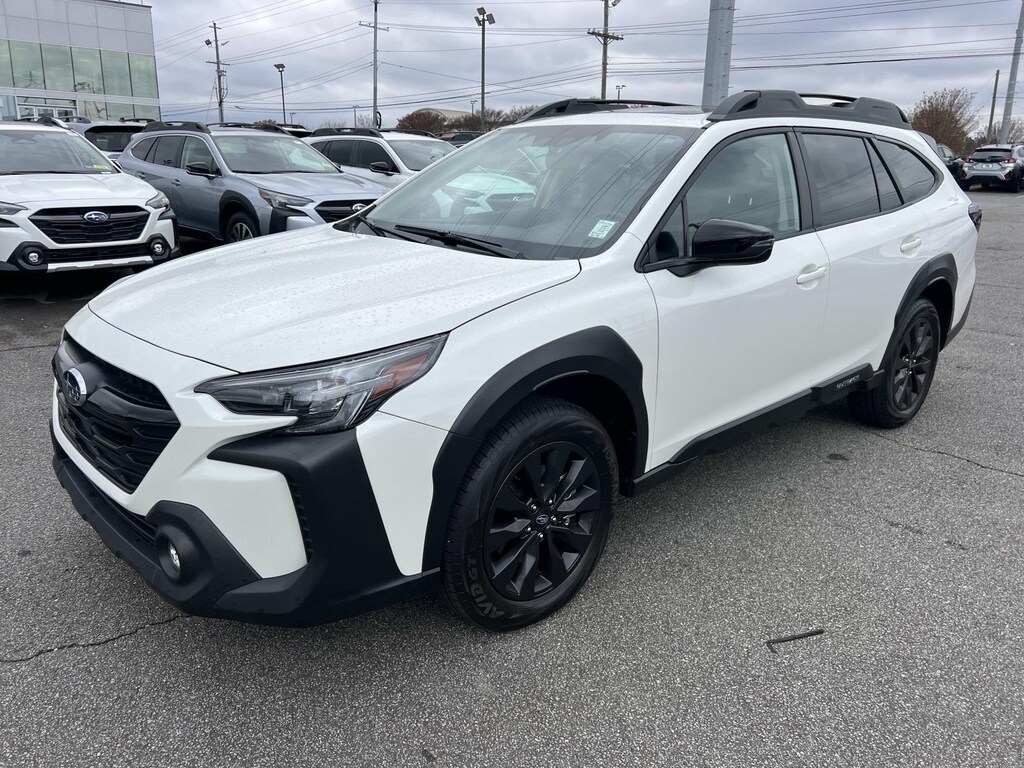 2024 Subaru Outback Onyx Edition photo 2