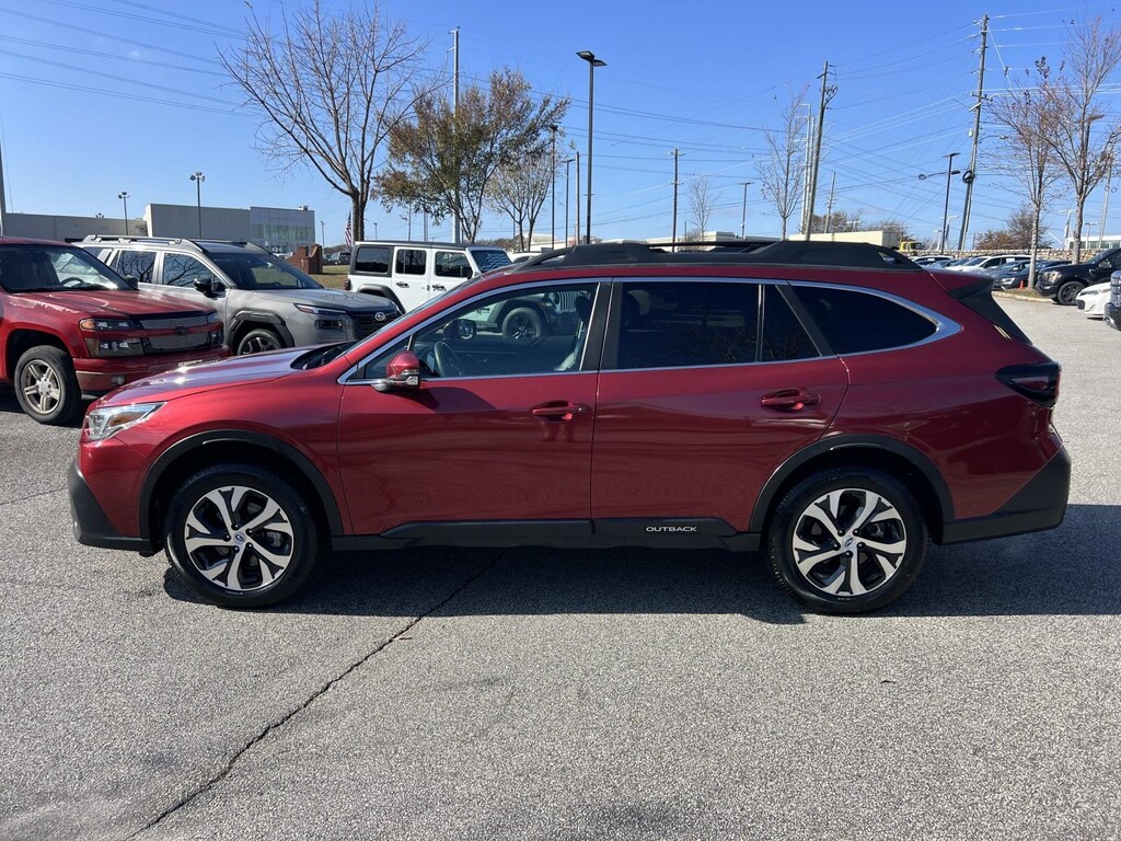 Used 2022 Subaru Outback Limited SUV