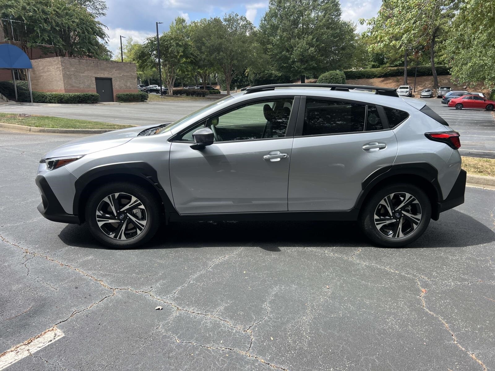 2025 Subaru Crosstrek Premium photo 4