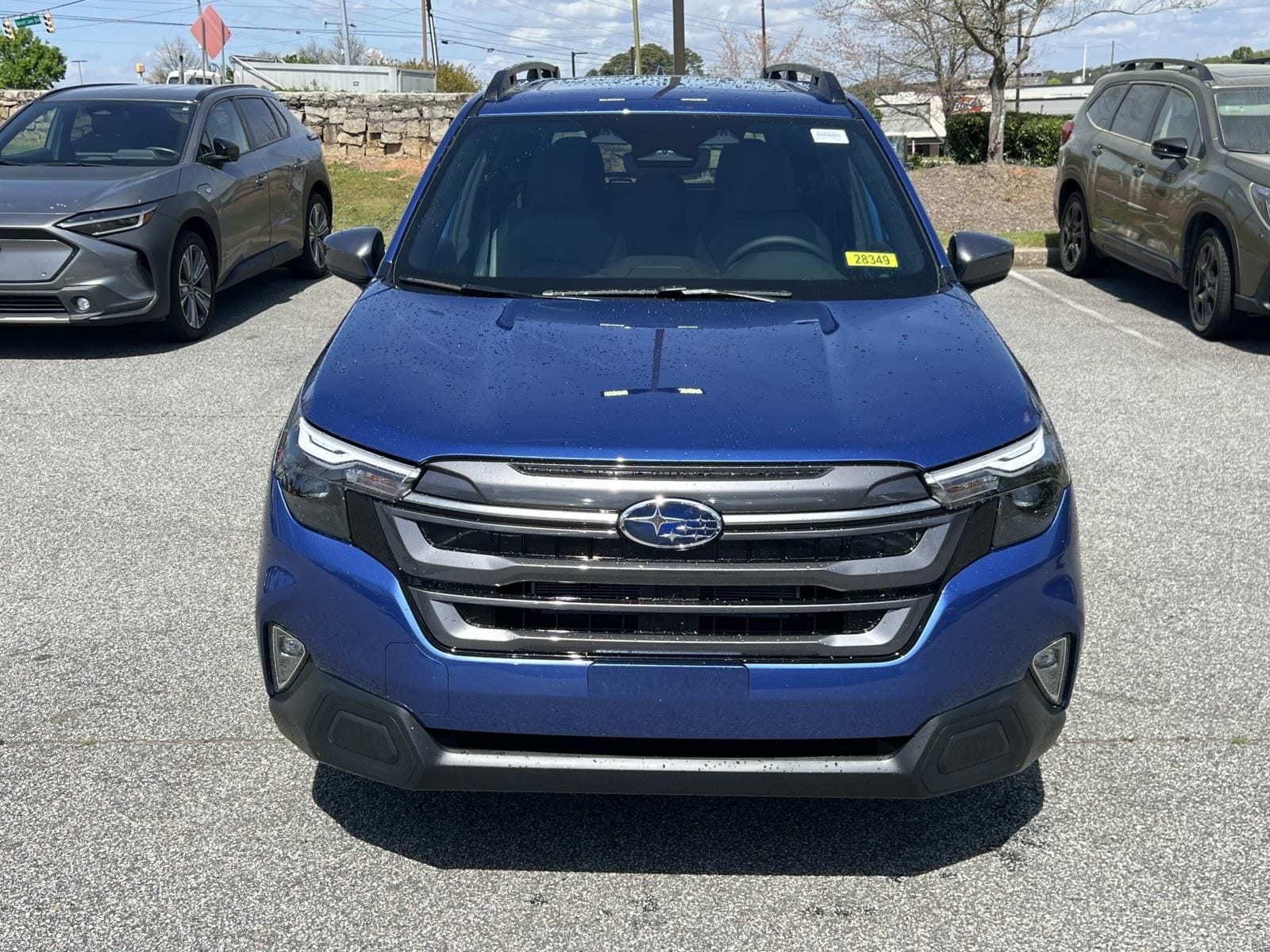 View vehicle photo 2