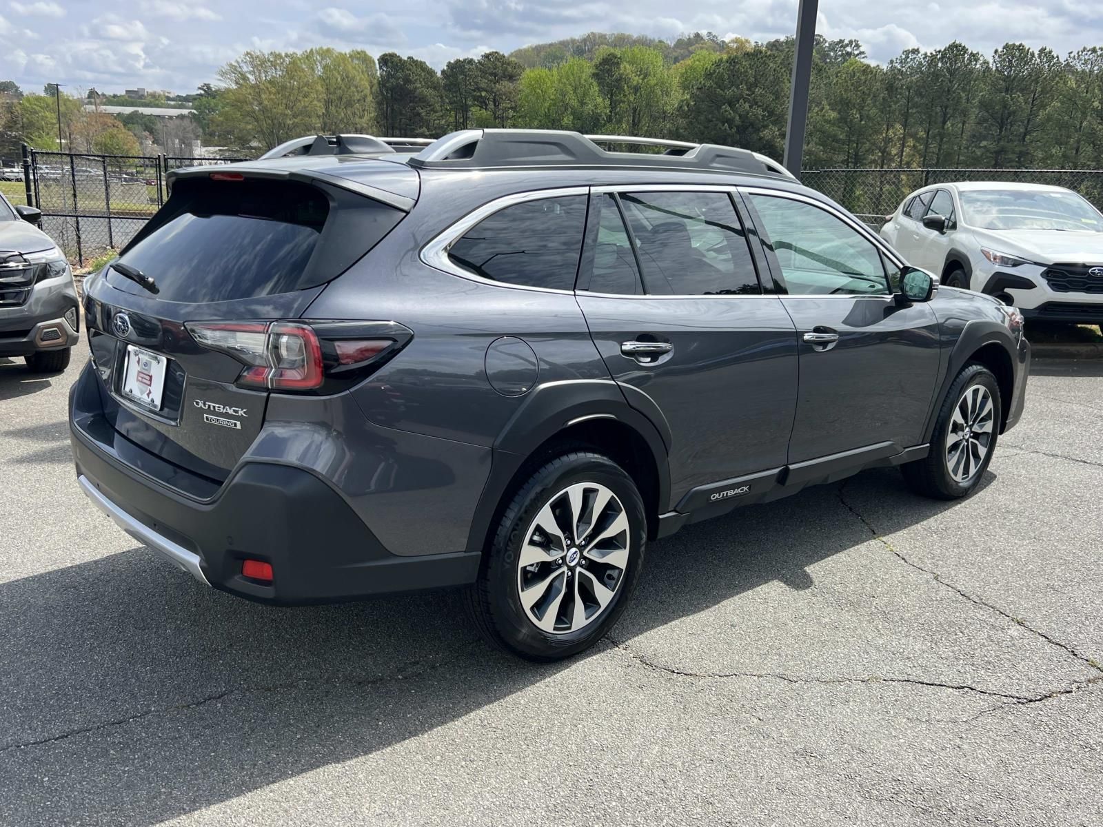 View vehicle photo 7