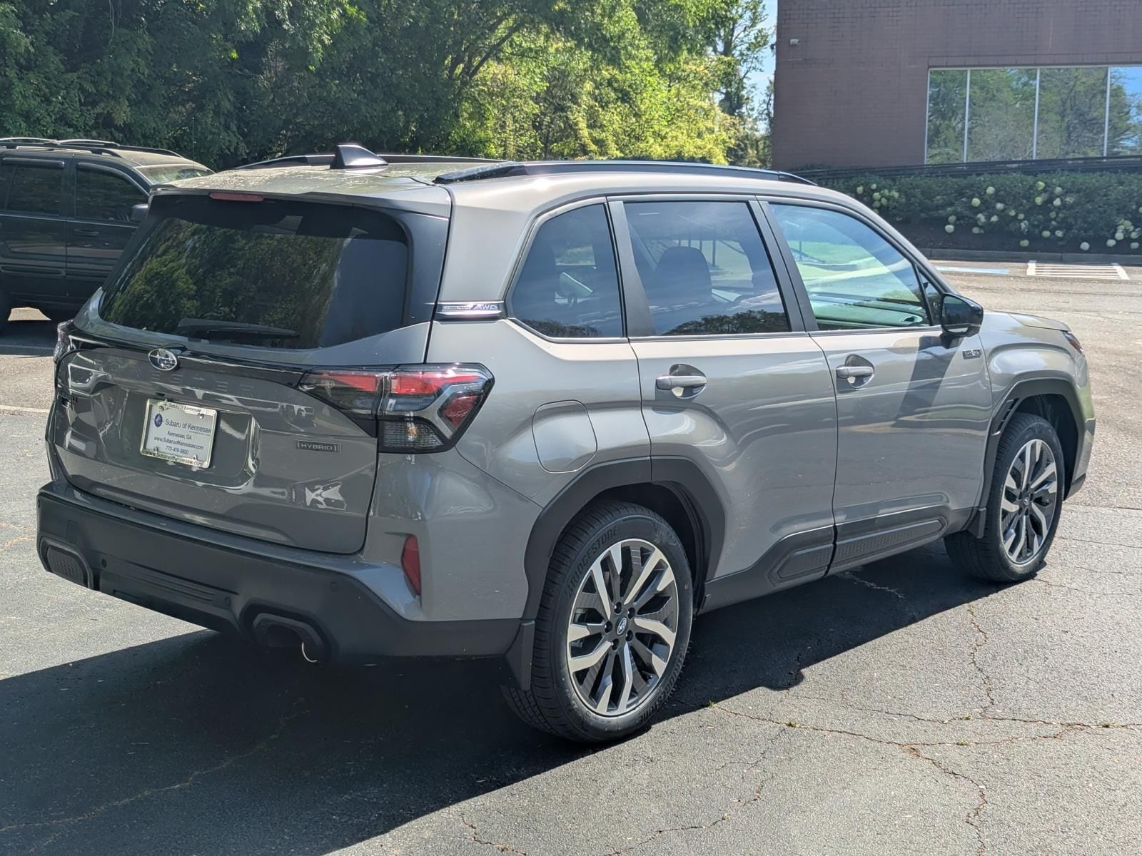 View vehicle photo 7