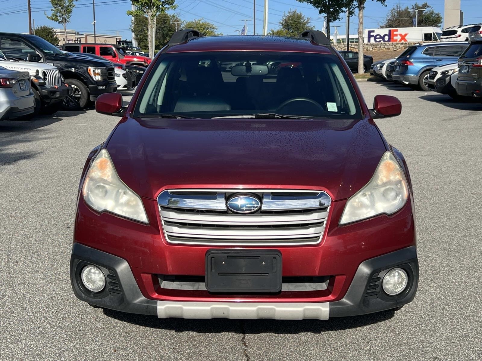 2013 Subaru Outback 2.5i Limited photo 2