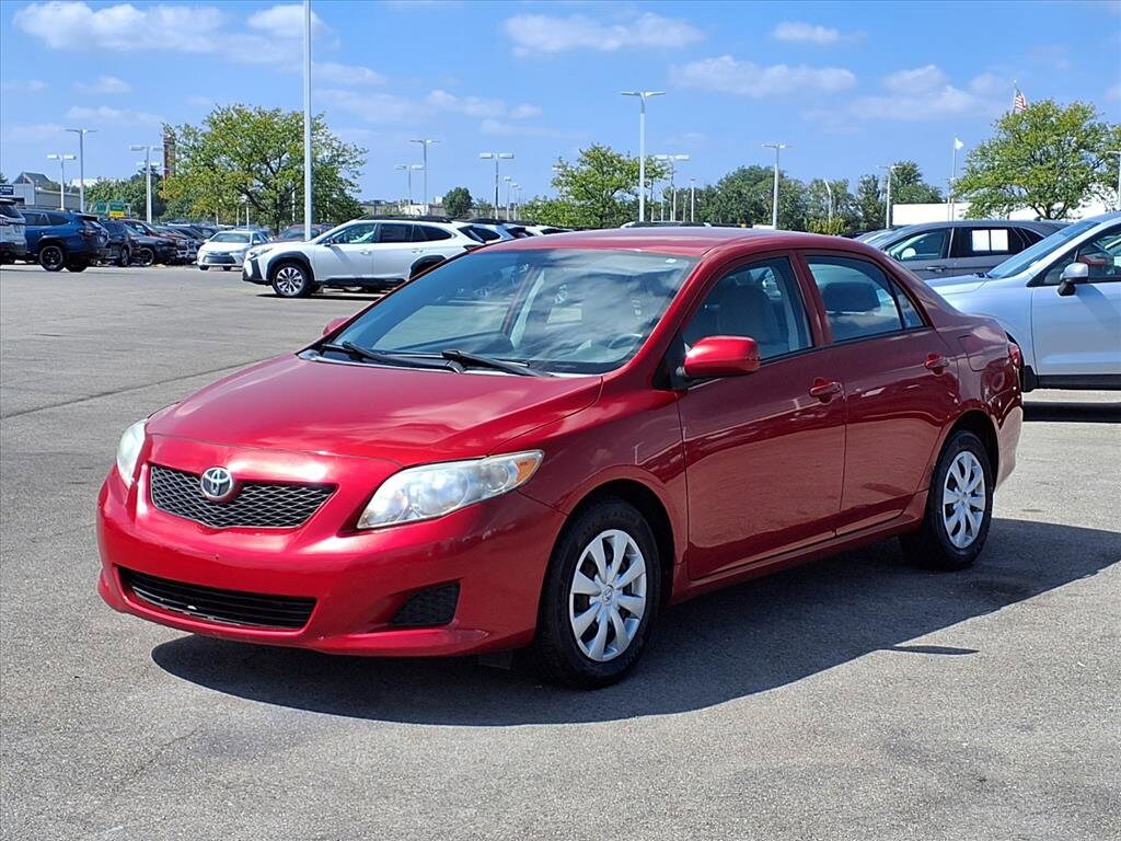 2010 Toyota Corolla LE photo 2