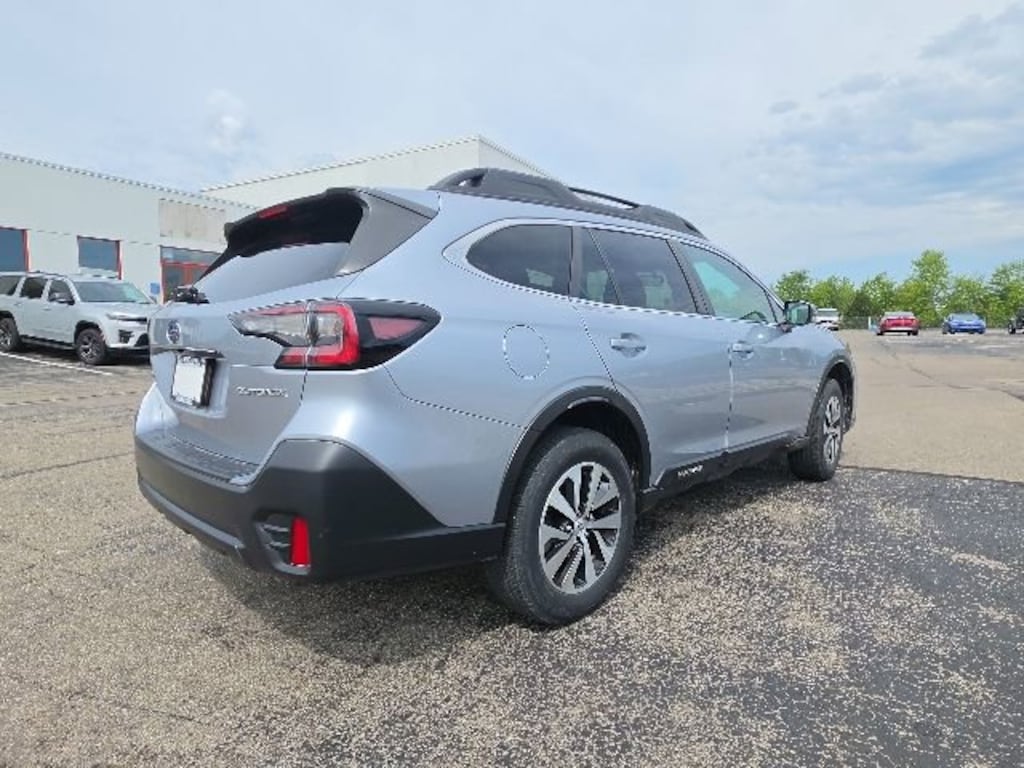 Used 2020 Subaru Outback Premium SUV