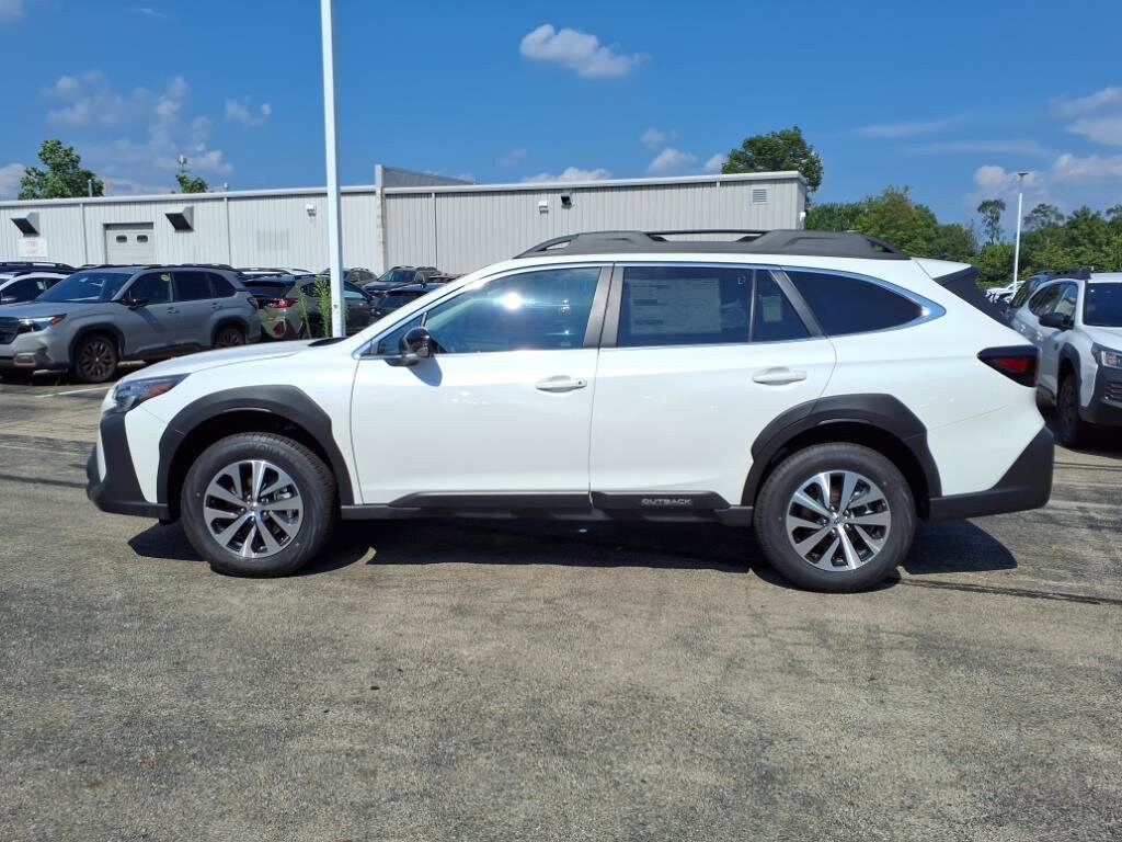 2025 Subaru Outback Premium photo 2