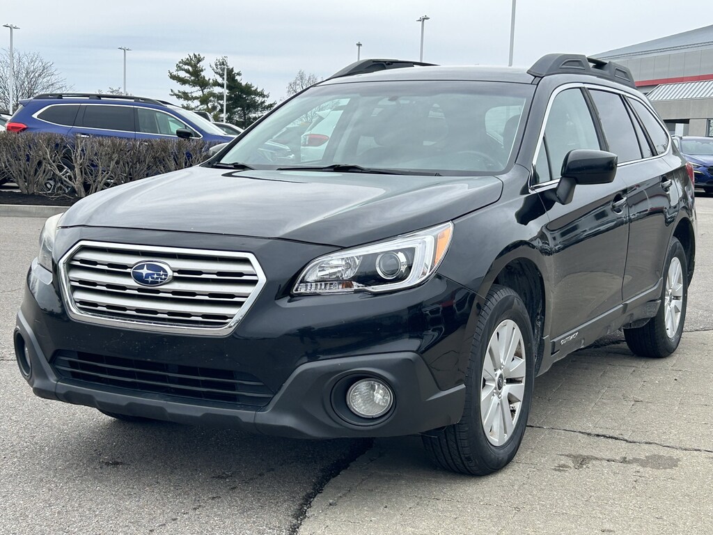 Used 2017 Subaru Outback 2.5i Premium with SUV