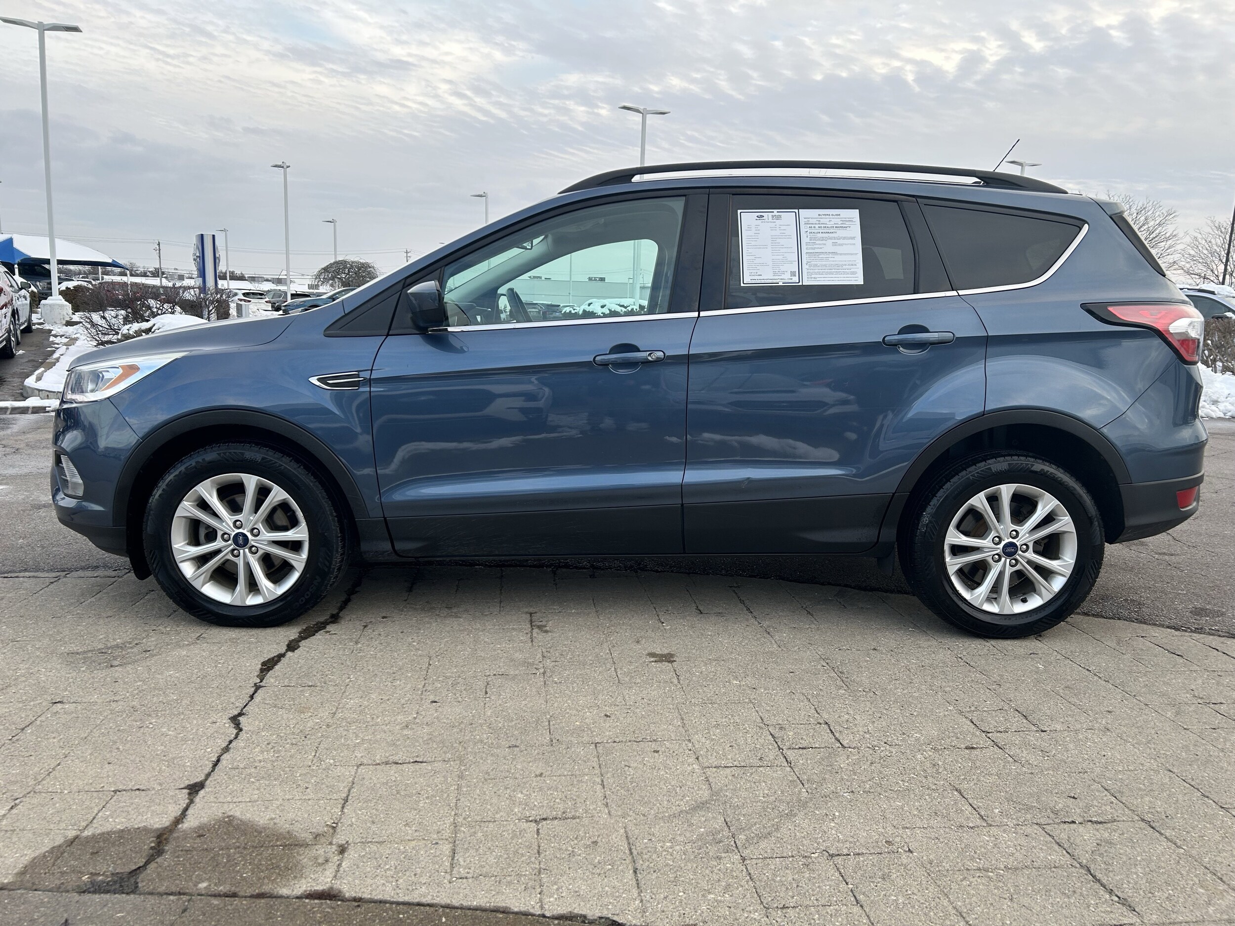 2018 Ford Escape SEL photo 4