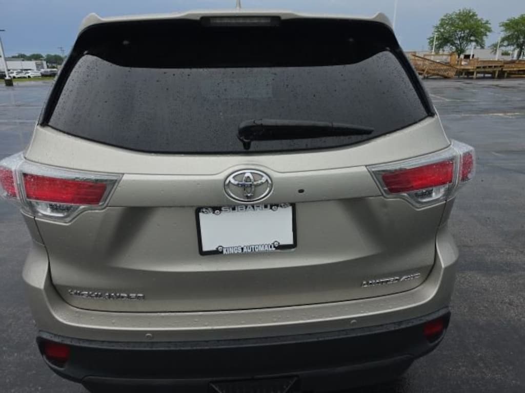 Used 2015 Toyota Highlander SUV