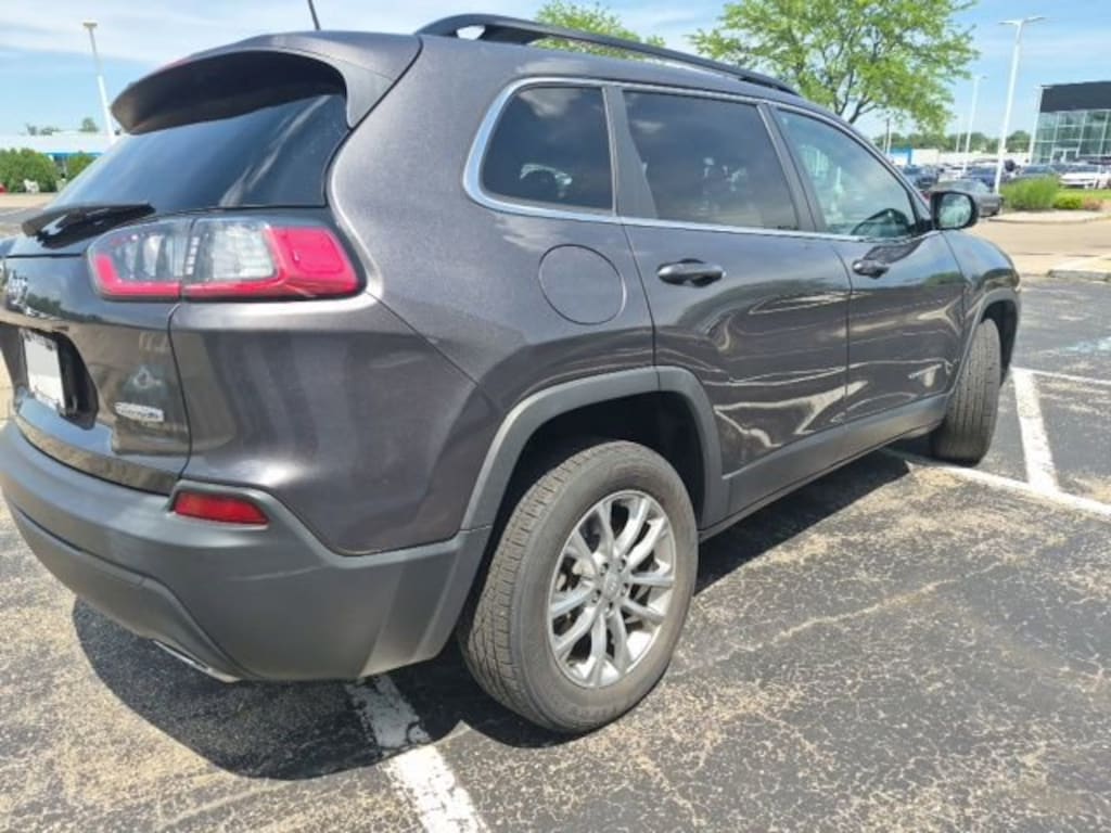 Used 2022 Jeep Cherokee Latitude Lux SUV