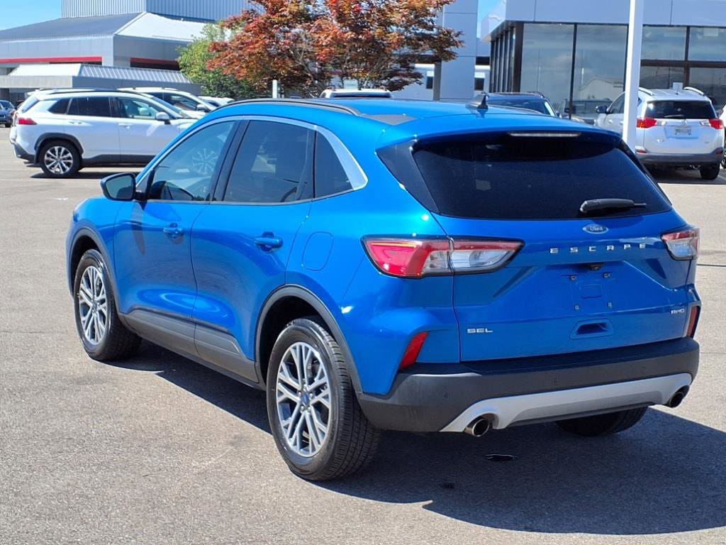 2021 Ford Escape SEL photo 4