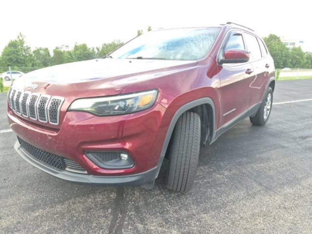 Used 2019 Jeep Cherokee Latitude Plus 4x4 SUV