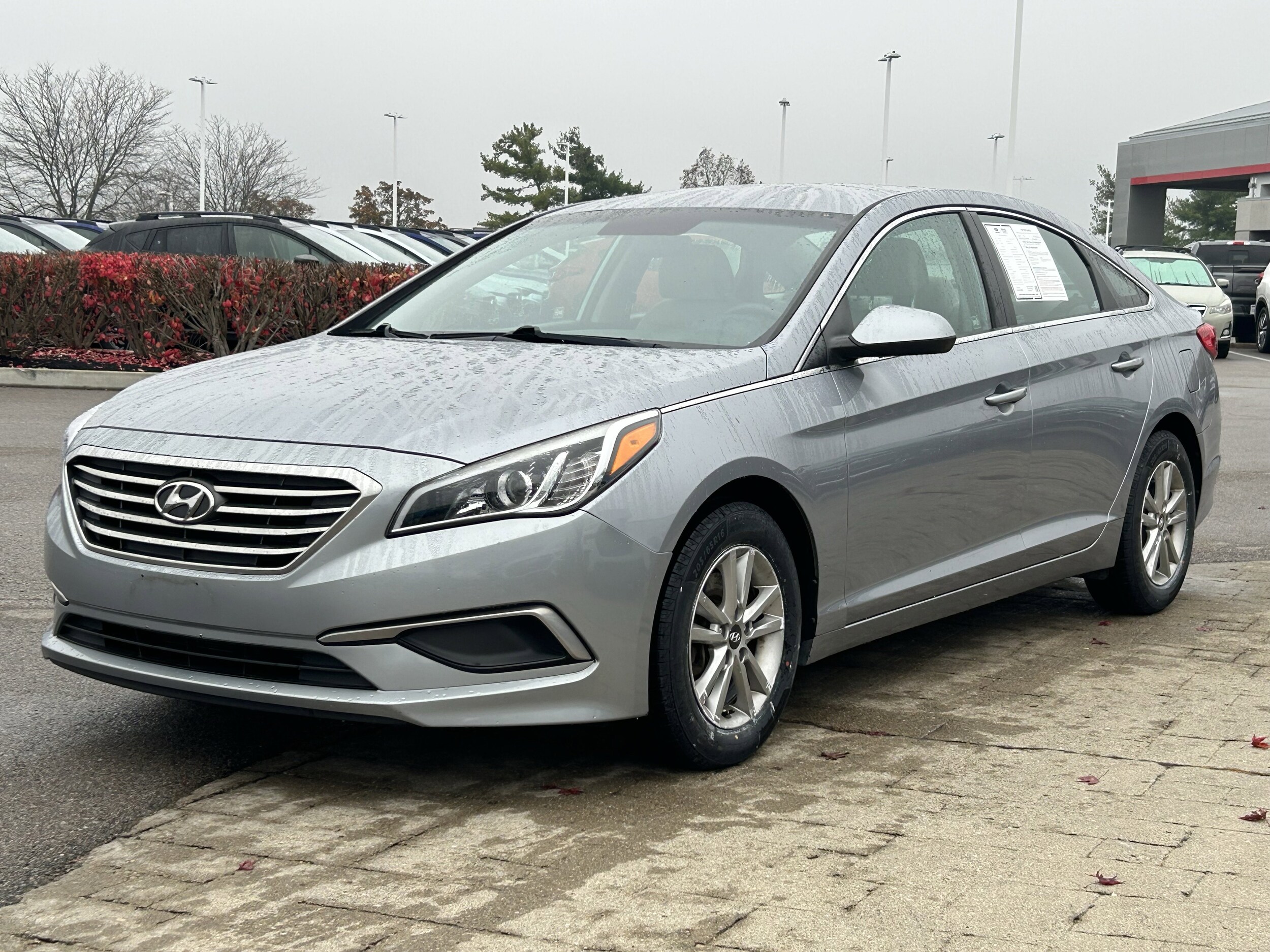 2017 Hyundai Sonata SE Eco photo 3