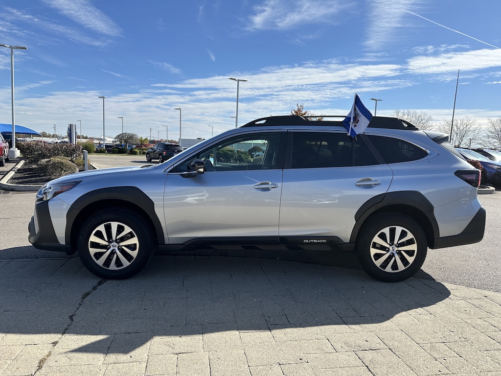 Used 2024 Subaru Outback Premium SUV