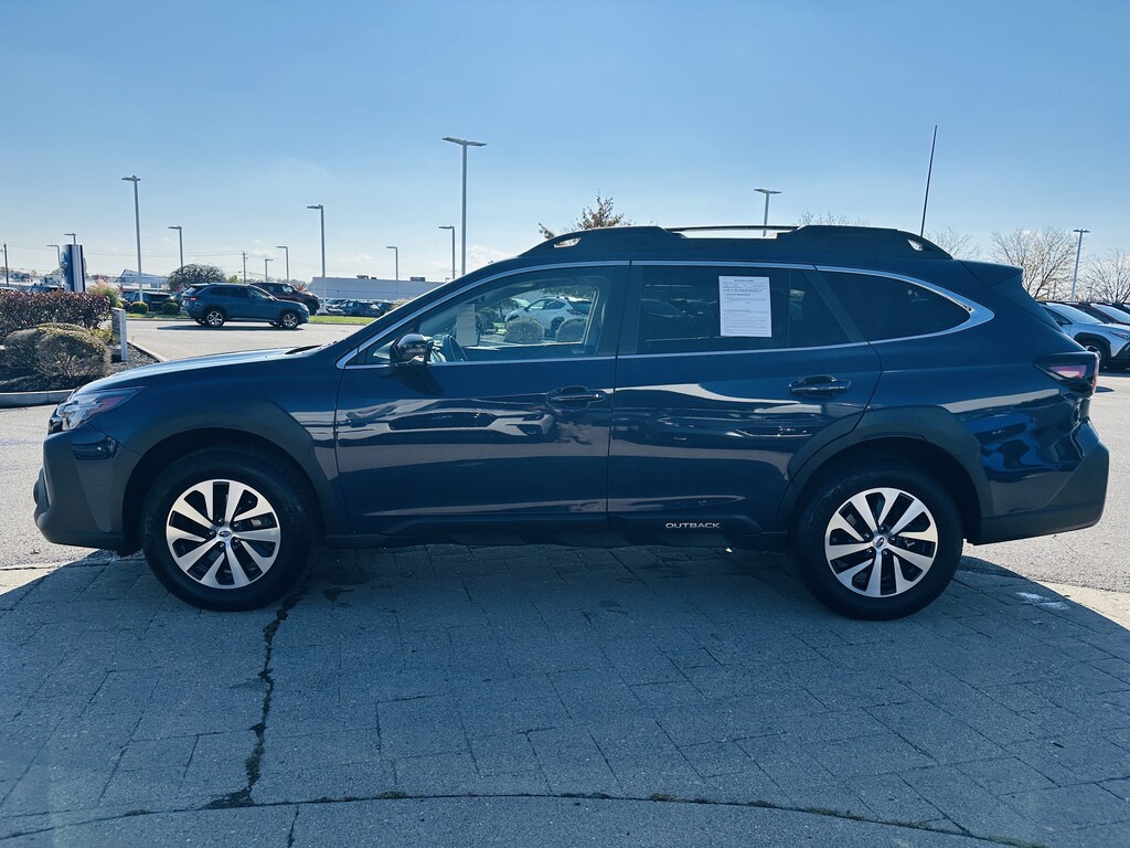 Used 2024 Subaru Outback Premium SUV