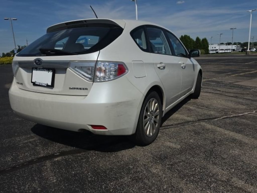 Used 2008 Subaru Impreza 2.5 i w/Premium Pkg/VDC Hatchback