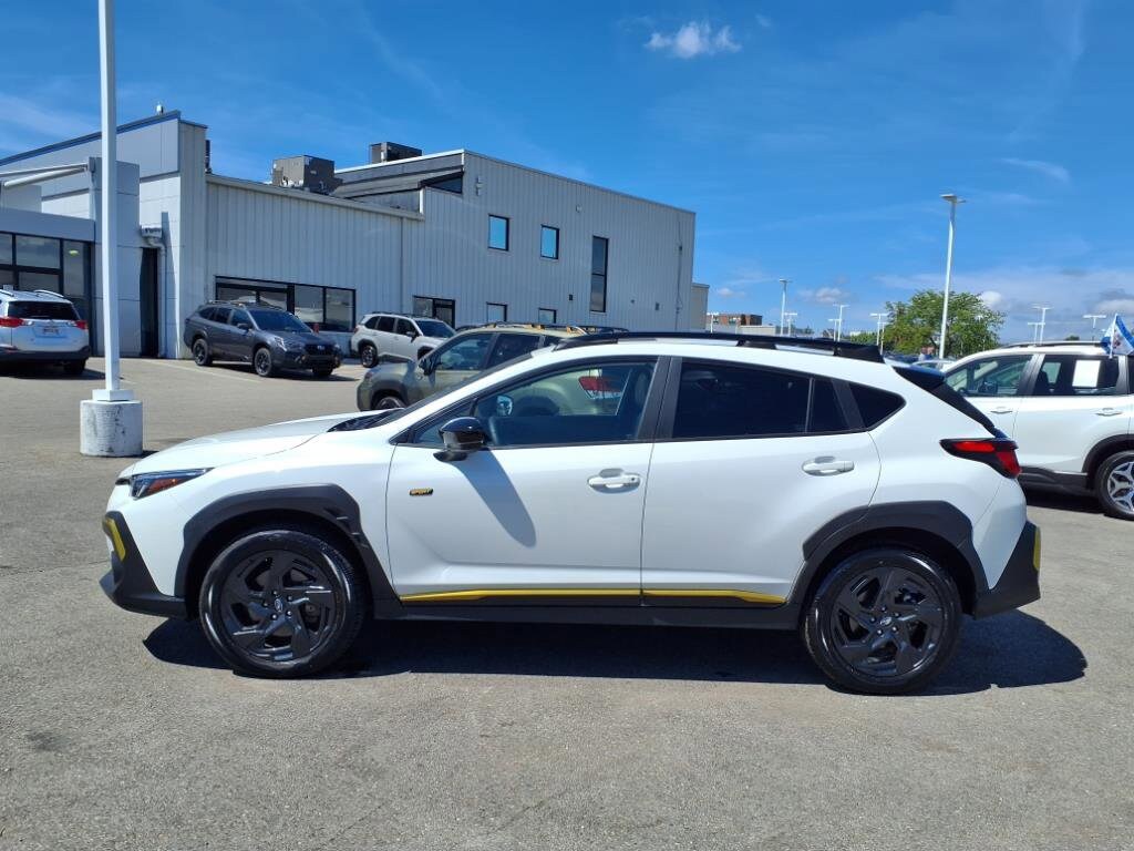 2024 Subaru Crosstrek Sport photo 2