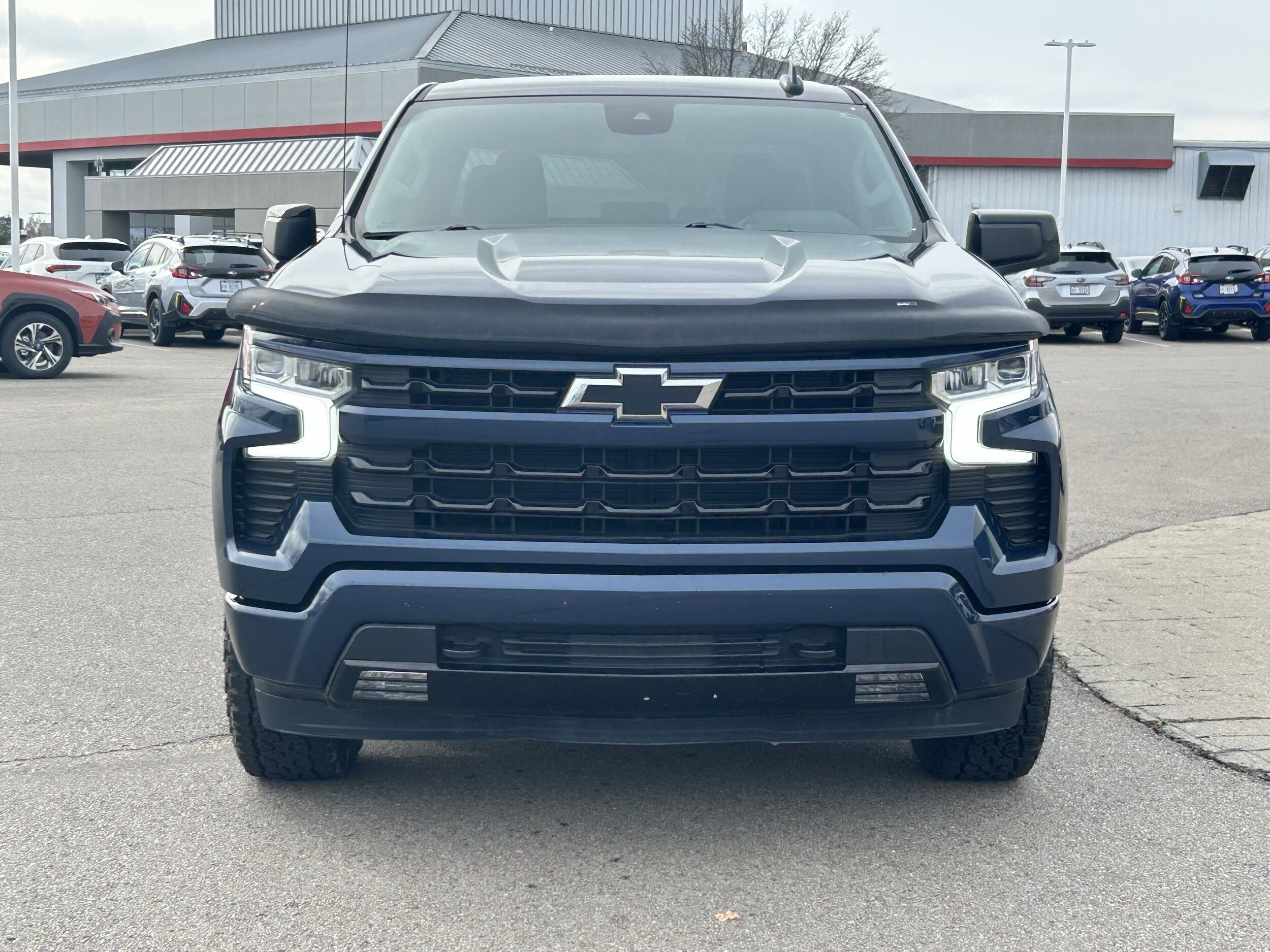 2022 Chevrolet Silverado 1500 RST photo 2