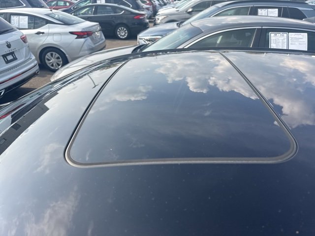 2019 Chevrolet Cruze Premier photo 3