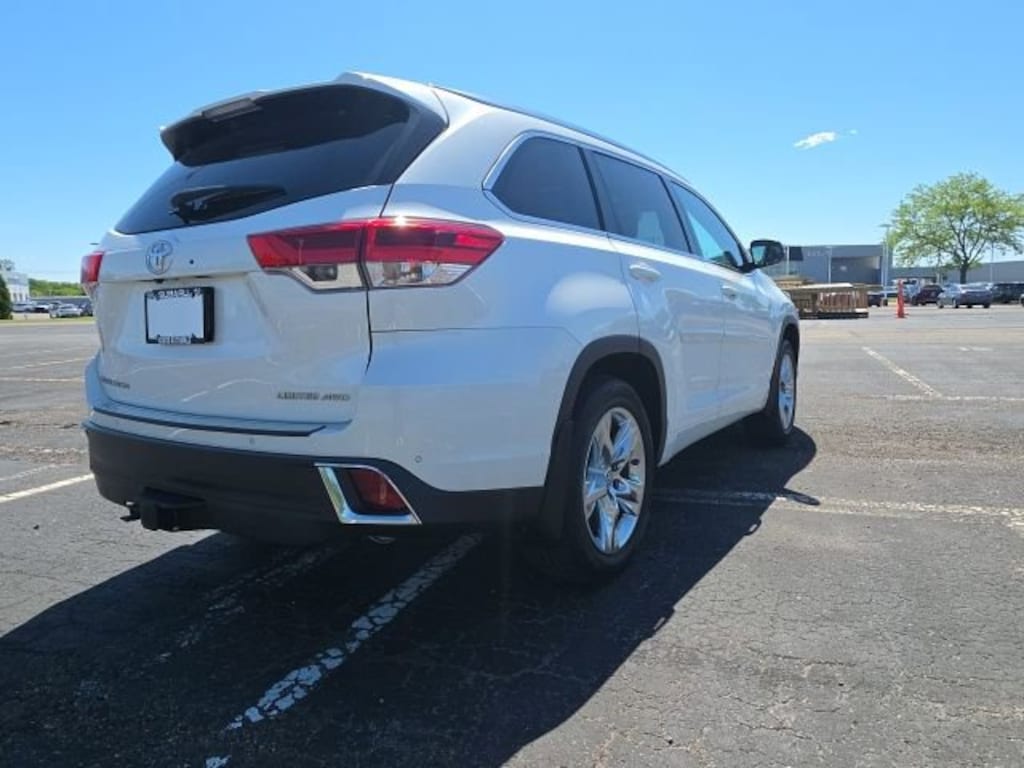Used 2019 Toyota Highlander SUV