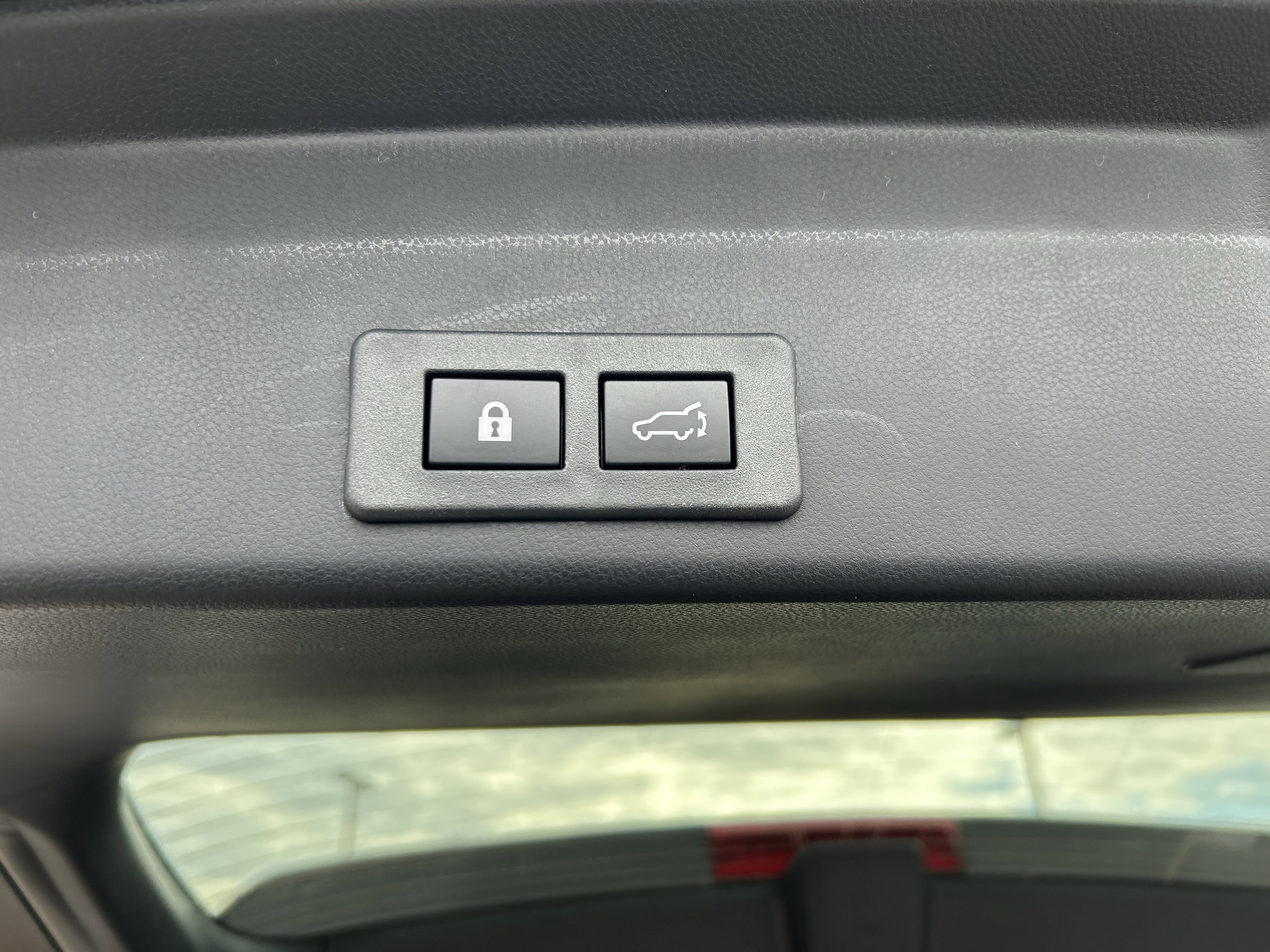 2026 Subaru Ascent Touring - Photo 29