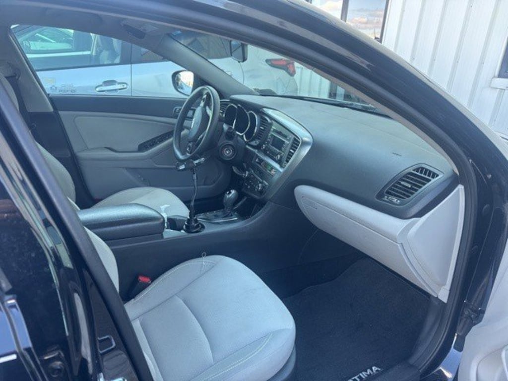 Used 2013 Kia Optima LX Sedan