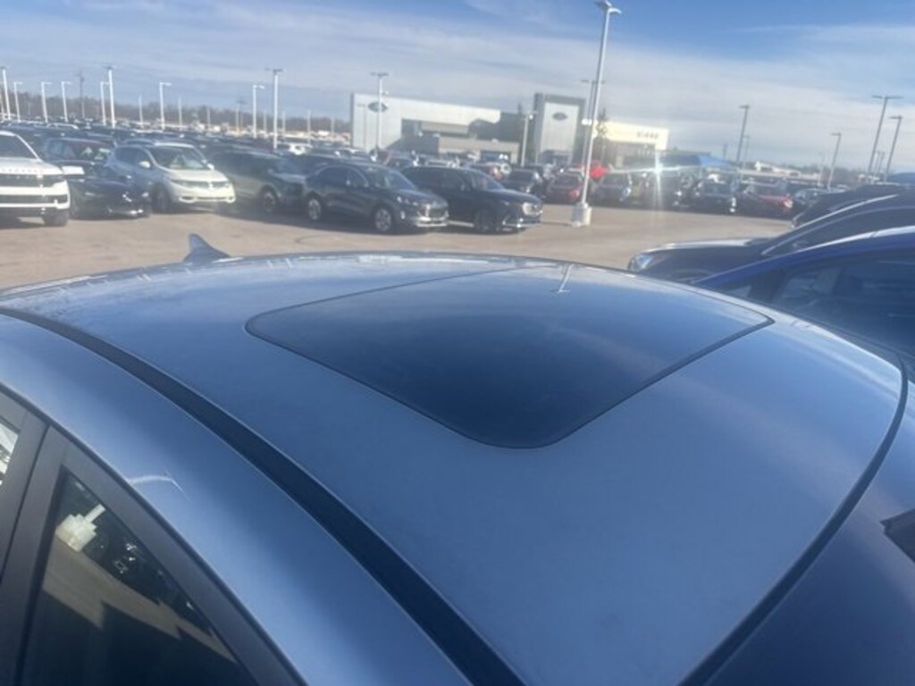 Used 2015 Hyundai Elantra SE Sedan