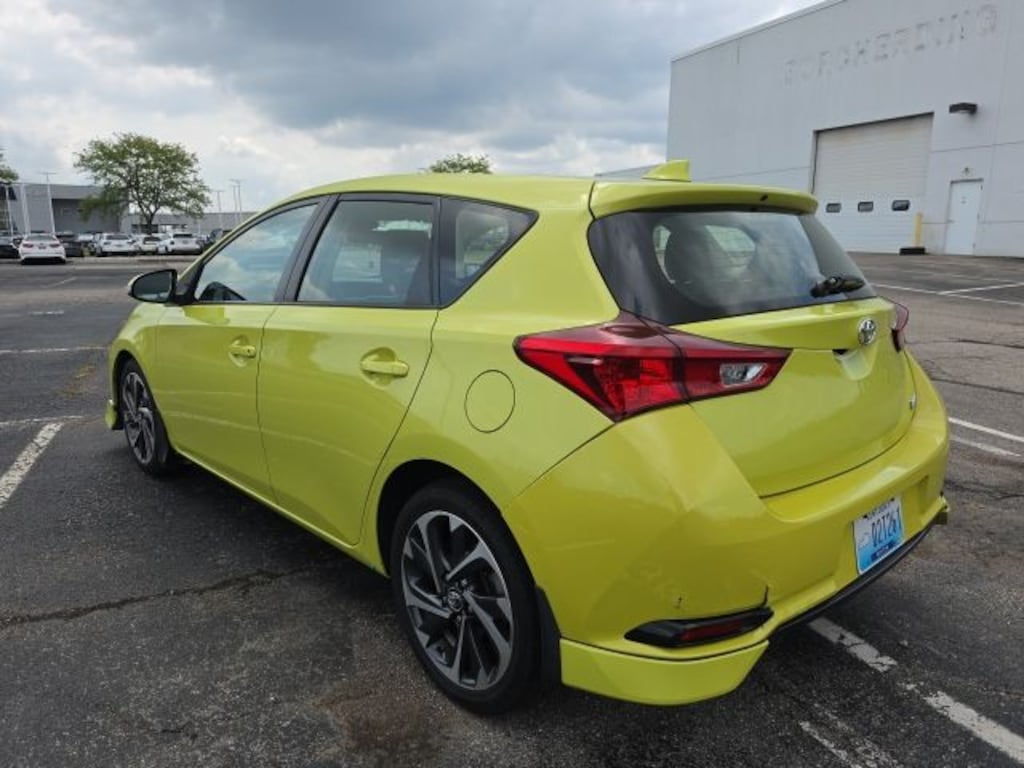 Used 2017 Toyota Corolla iM Base Hatchback